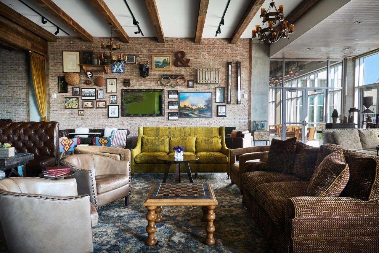 The Stella Hotel, Autograph Collection Bryan Luaran gambar