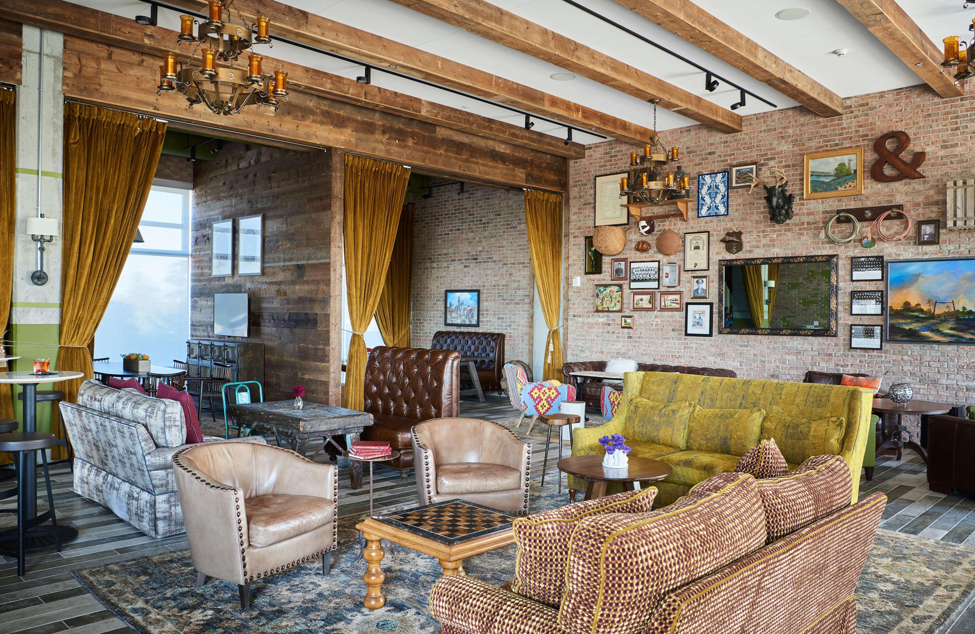 The Stella Hotel, Autograph Collection Bryan Luaran gambar