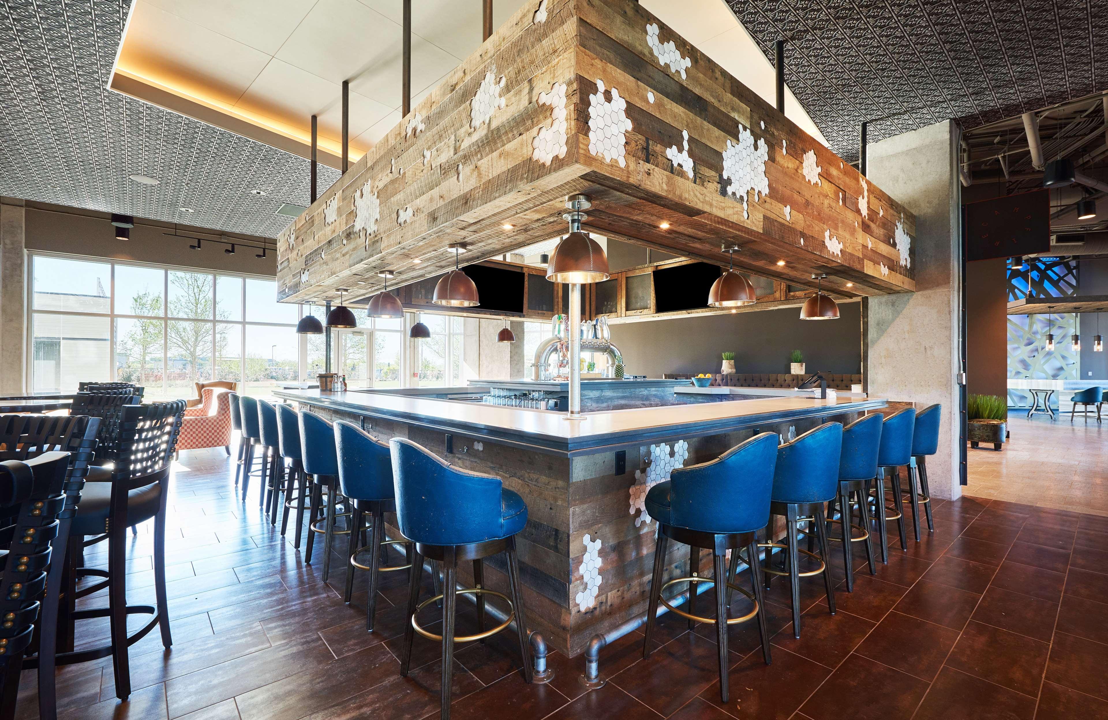 The Stella Hotel, Autograph Collection Bryan Luaran gambar