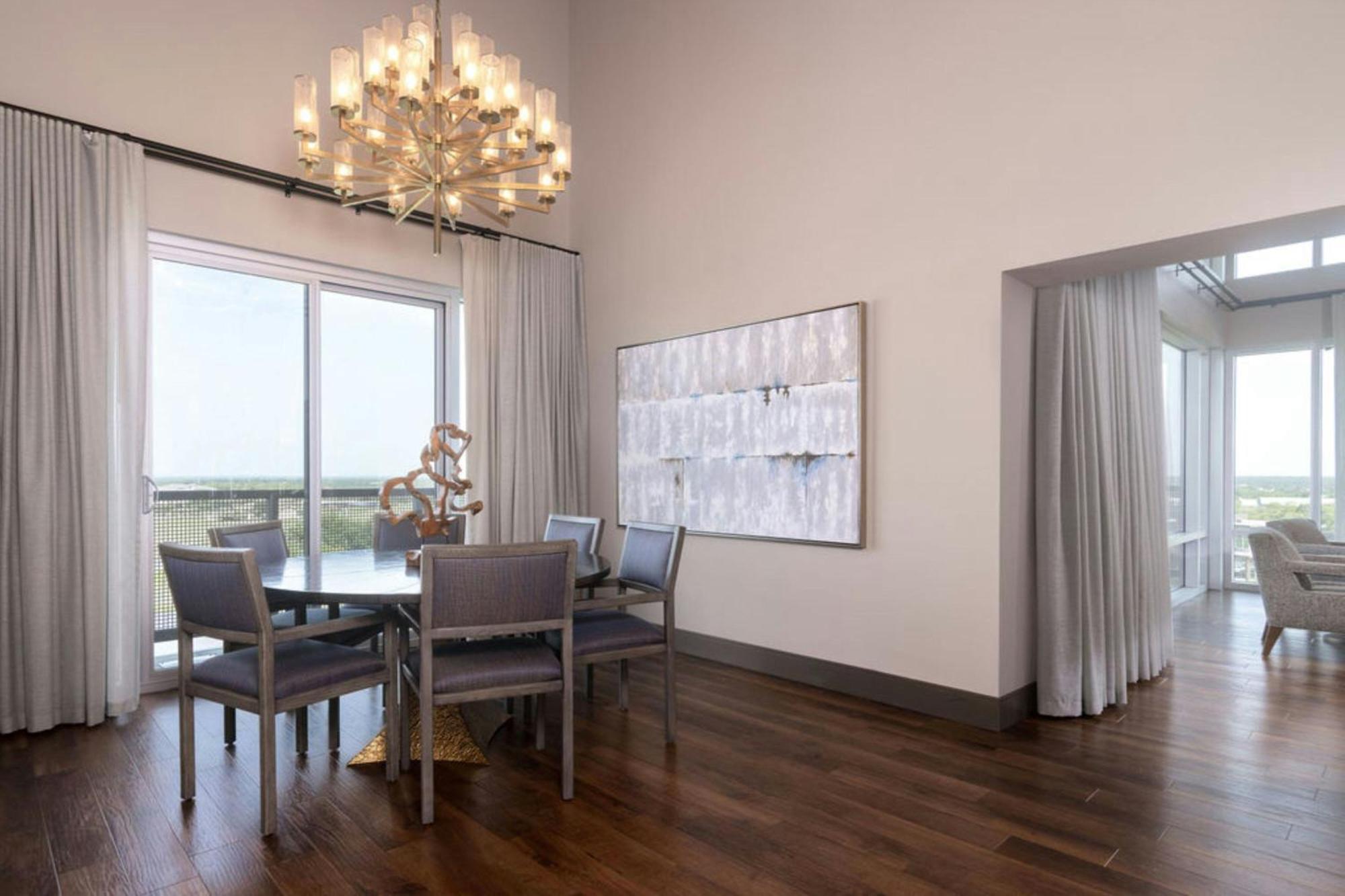 The Stella Hotel, Autograph Collection Bryan Luaran gambar