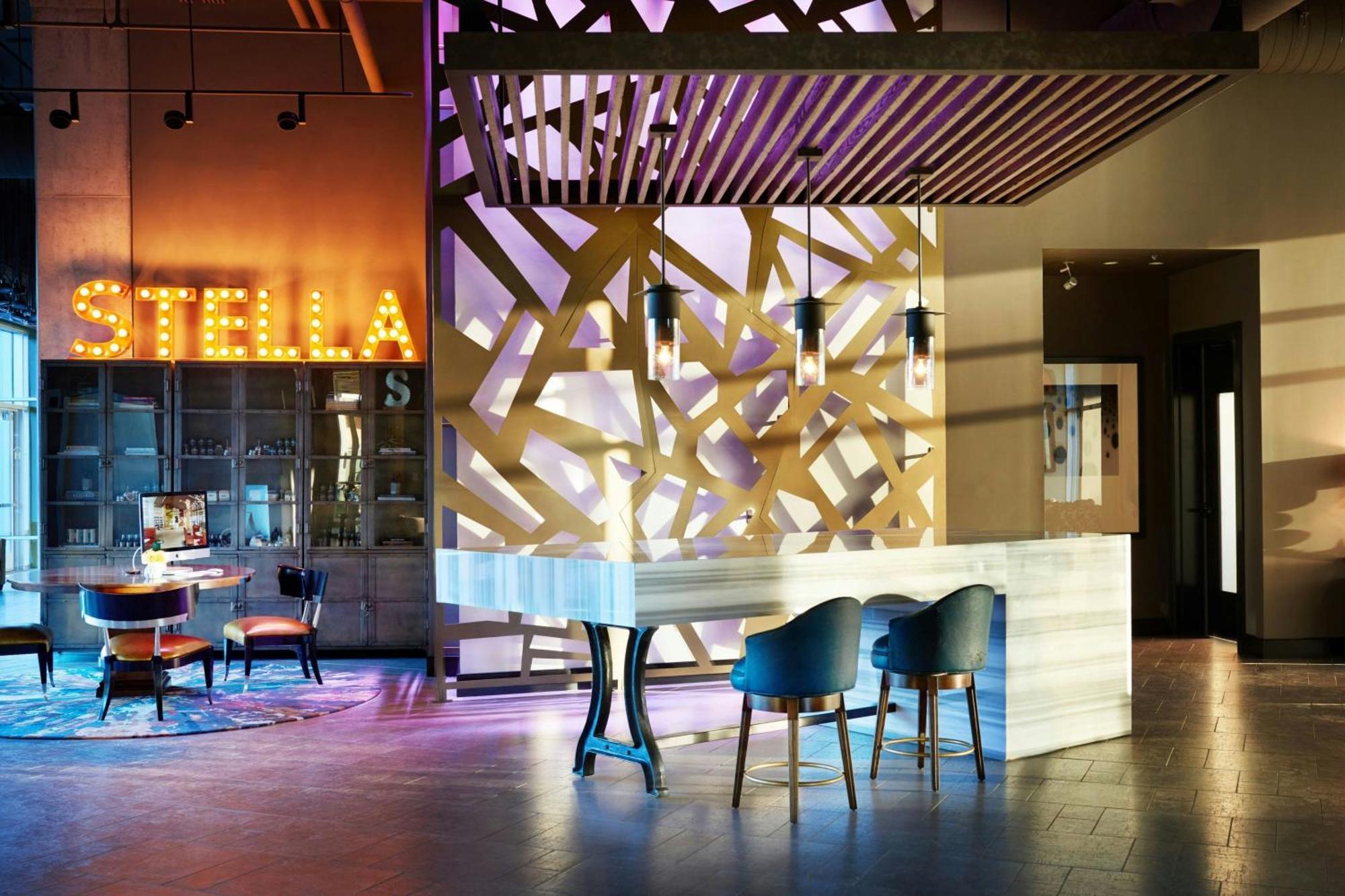 The Stella Hotel, Autograph Collection Bryan Luaran gambar